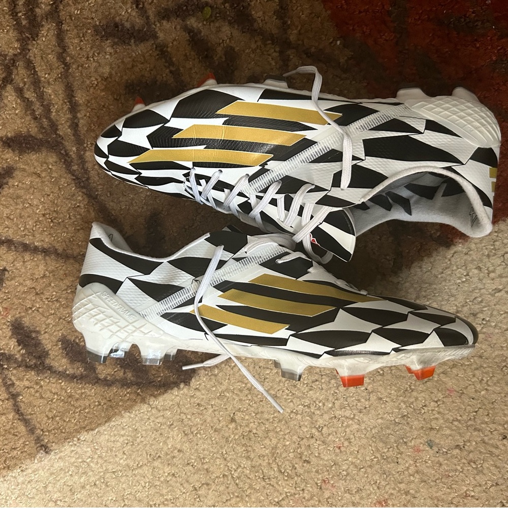 F50 Adizero